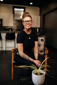 Shelley Wallace